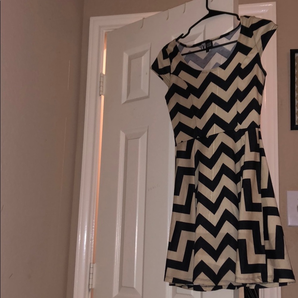 Chevron print dress